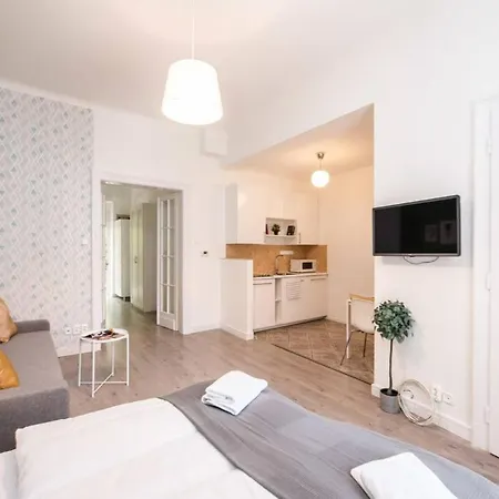 Apartament Cozy In *
